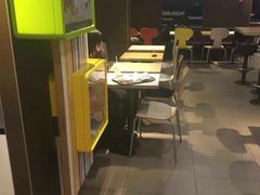 -麦当劳(南京路2店)