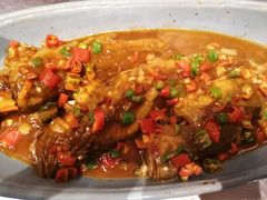 -忆江南·临江鱼馆