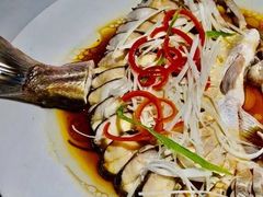 -小凤庭·地道湖北菜武昌鱼·藕汤(38年黄鹤楼店)