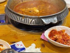 -喇喇排骨火锅·传统韩式脊骨汤(望京西园总店)