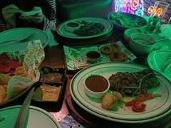 -Famous肥猫墨西哥音乐餐吧(五棵松华熙LIVE店)