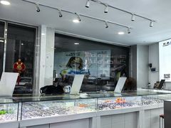 -阿波罗眼镜·蔡司授权店(孙厝店)