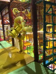 -玩塾品格乐园(宇宙太空龙旗店)