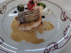 香煎黄狮鱼配海鲜汁-马克西姆餐厅(崇文门店)