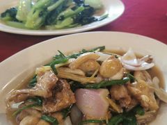 姜葱爆炒田鸡-德成饭店