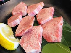 厚切牛舌-热血兄弟·炭火烤肉(融侨中心店)