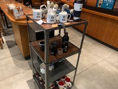 -星巴克(西安曲江银泰店)