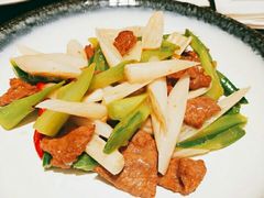 藕片牛肉-鹿港小镇(金虹桥国际中心店)