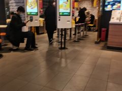 -麦当劳(杭州三花国际店)