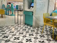 -姚姚酸菜鱼·金戈戈香港豉油鸡(喜荟城联名店)