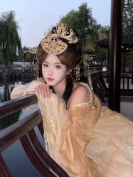 -一揽芳华汉服旗袍体验馆(拙政园店)