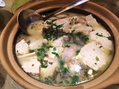 -山楂树融合菜餐厅
