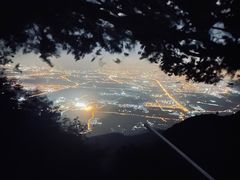 -鬼笑石后山停车场
