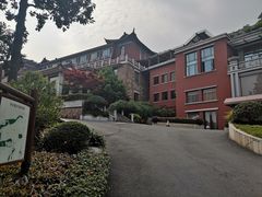 -西湖华北饭店-停车场