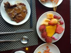 -荣誉国际酒店-云顶旋转餐厅