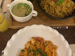 -Kub Kao Kub Pla (Terminal21)