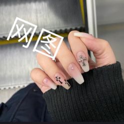 -UGIRL有个美甲