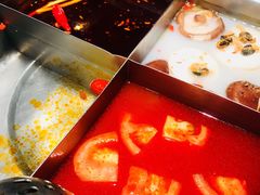四宫格锅底-海底捞火锅鲜切牛肉主题店(长寿路店)