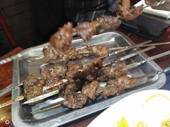 树枝羊肉串-蠔友汇·海鲜·生蚝烧烤(大东店)