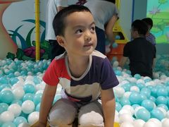 -蒙特利亲子乐园