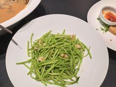 -江间有味·拼烧·鱼鲜·粤式靓汤(汉口江滩店)