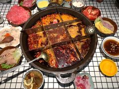 九宫格红汤锅-董眼镜火锅(洪崖洞总店)
