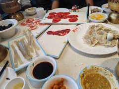 -鲜牛鲜生鲜肉火锅(松隽阳光城店)