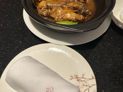 杂鱼煲-三亚亚龙湾瑞吉酒店·铭轩中餐厅Mingxuan·海南菜·粤菜