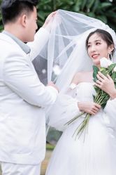 -雪中彩影婚纱摄影·微光艺术中心