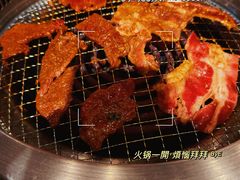 -明洞阿姨·韩式酱蟹烤肉·创意料理(三元桥店)