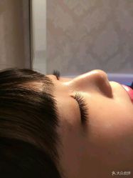 -爱美睫美甲会馆