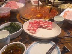 -小天鹅火锅·一线江景洪鼎旗舰店(洪崖洞店)