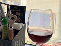 -雍容荟帝王蟹活龙虾展台自助(IFS黑金店)