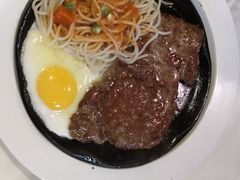 -豪客来牛排(中央花苑店)