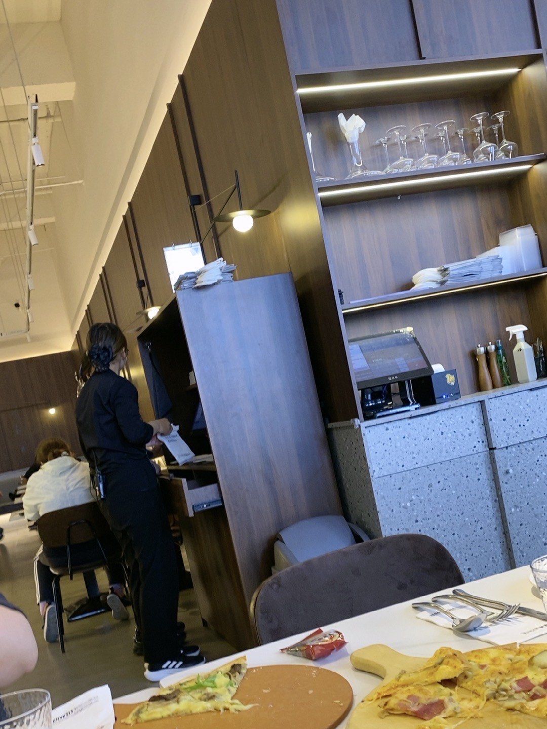 今天来吃芳草地了,真好吃,太开心了啊,西餐厅