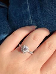 -威德钻石-克拉钻大本营(南京东路店)