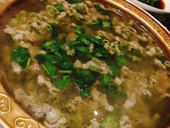 韭花汆羊肉-和和小厨