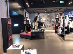 -NIKE品牌体验店(金源新燕莎店)