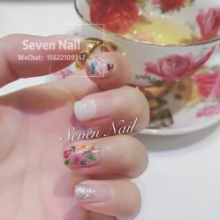 -Seven Nail七姑娘の美甲店
