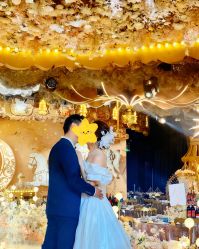 -花嫁丽舍婚礼殿堂(世博江景店)