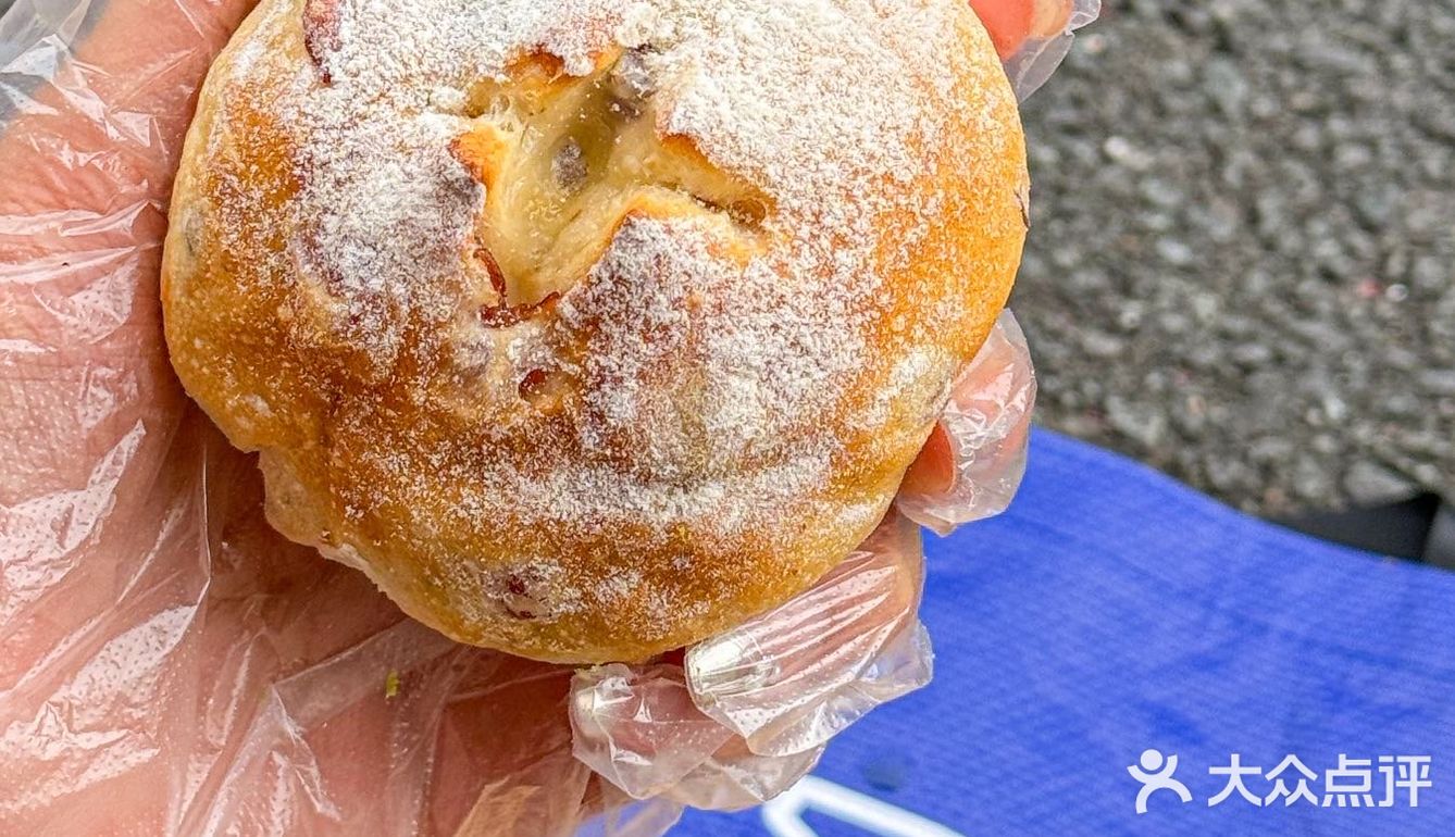 不是！这家面包店也太city了吧🥯 