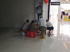 -大摩华尔街生活广场