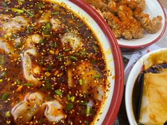红油抄手-杨大叔爱面子·四川小吃(岗头店)
