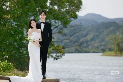 -喜爱高定婚纱摄影