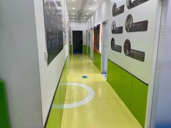 -童程童美·信息学竞赛·乐高机器人编程(长宁来福士校区)