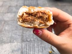 鲜肉月饼-长发西饼(临顿路店)