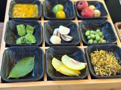 -花菇朵·云山雀 ll 野生菌火锅·精品云南菜(万柳店)