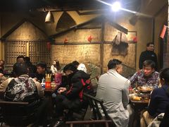 等位区-串盟烧烤大排档·长沙美食地标(星沙店)