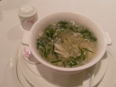 翠塘蟹肉菜苗羹-香港喜来登酒店天宝阁