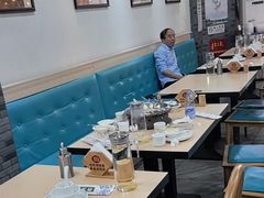 -老边饺子馆(西站店)
